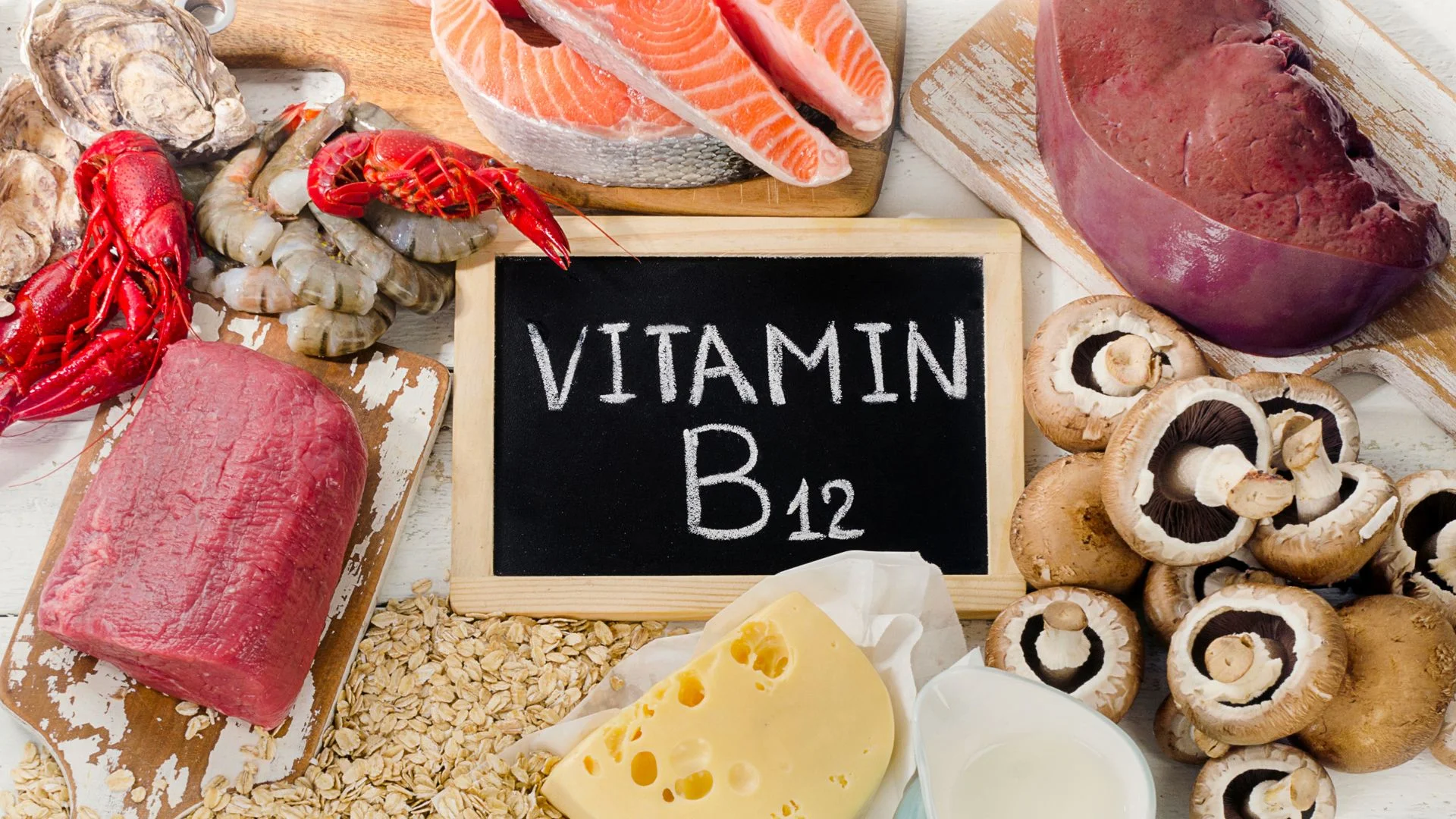 B12 vitamininin faydalari nelerdir ve hansi qidalarda var?
