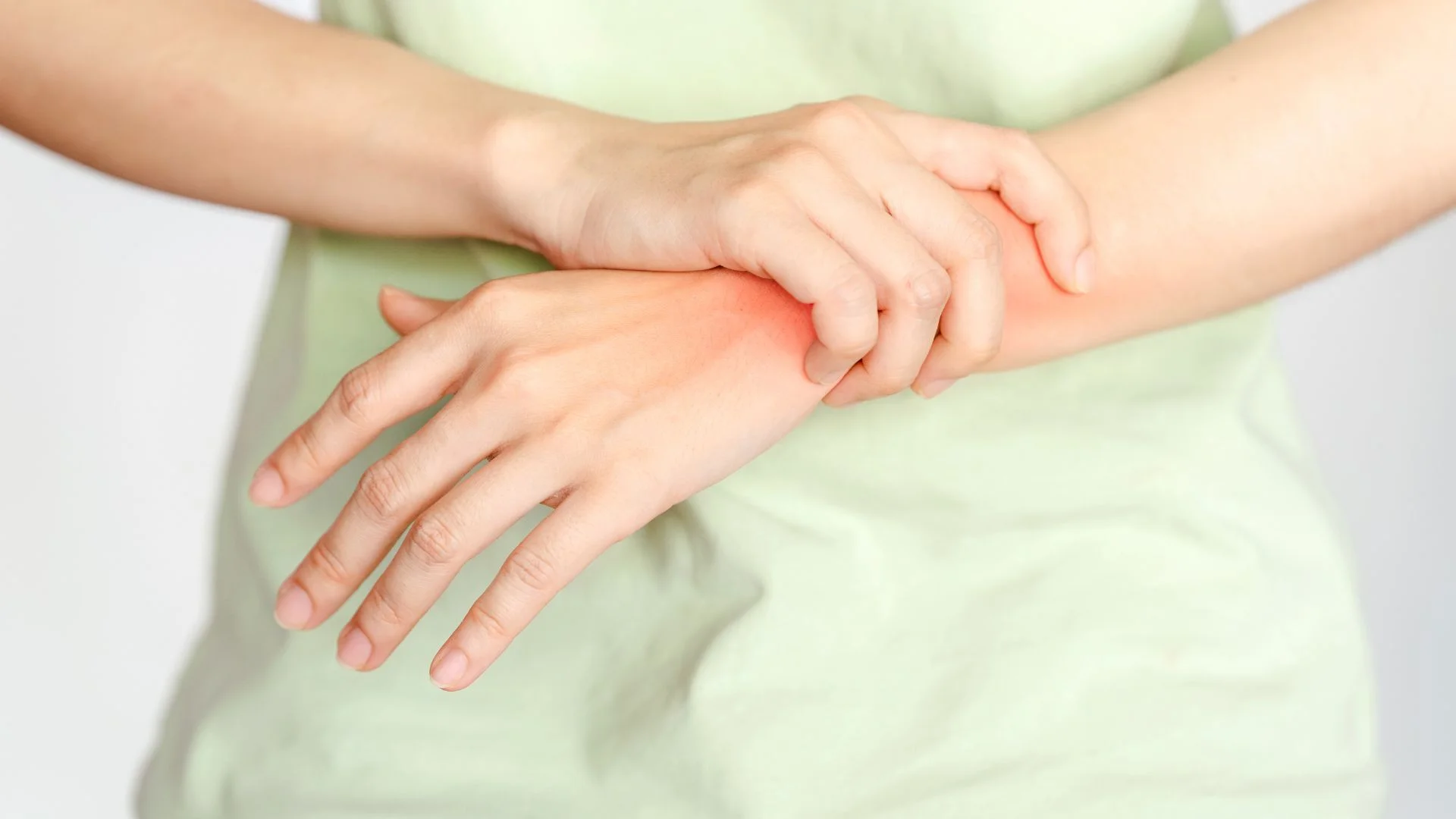 Revmatoid artrit xesteliyi nedir?